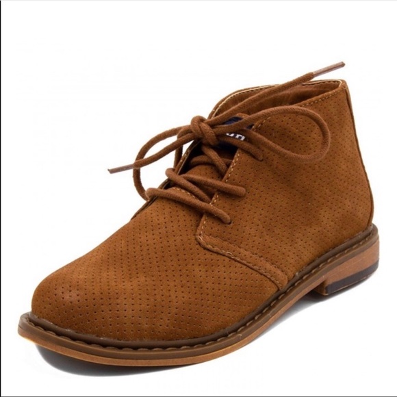 boys chukka boots